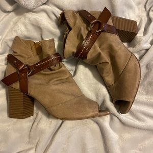 Ankle boots